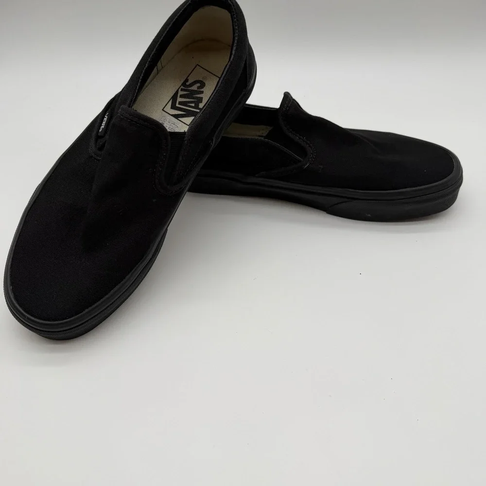 VANS Men's Classic Slip On Triple Black Canvas 721565 US Size 6.5